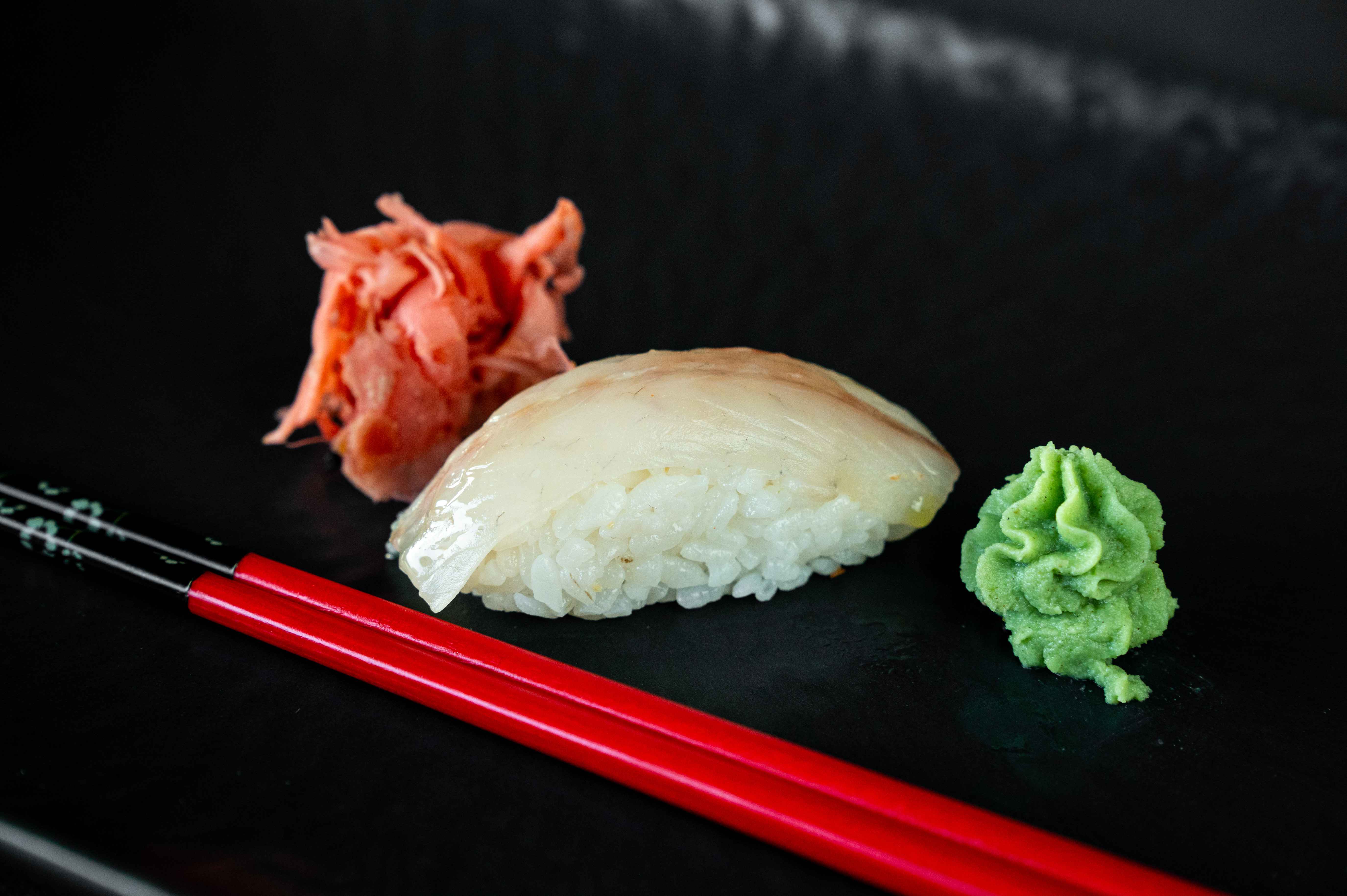 34. Nigiri Brancin
