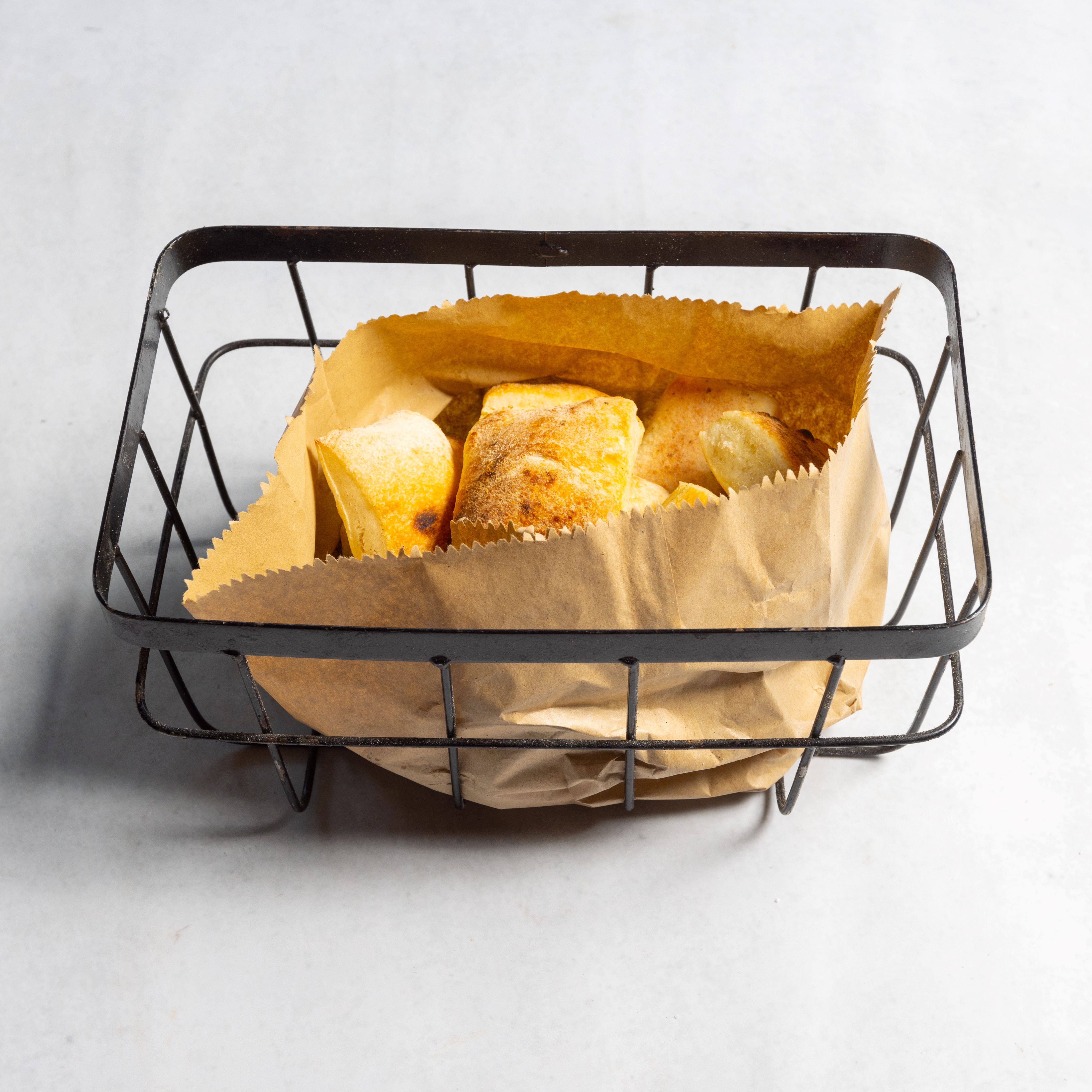 Domaće lepinje iz krušne peći